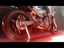 Carregar e reproduzir vídeo no visualizador da galeria, Som do escapamento Mexx Taylor Made na Honda Hornet CBR 600F