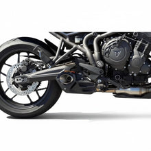 Carregar imagem no visualizador da galeria, Escapamento esportivo RockStar Performance Taylor Mexx instalado na lateral de uma motocicleta Triumph Tiger 800 preta