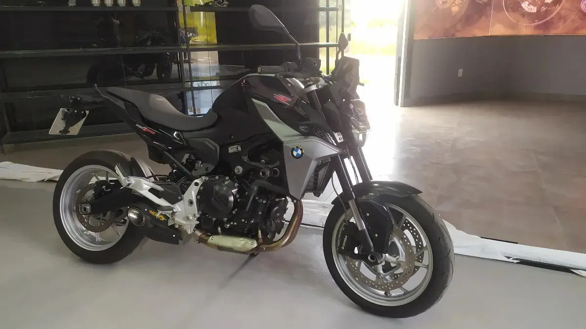 Escape Deportivo Taylor Made Mexx BMW F900R