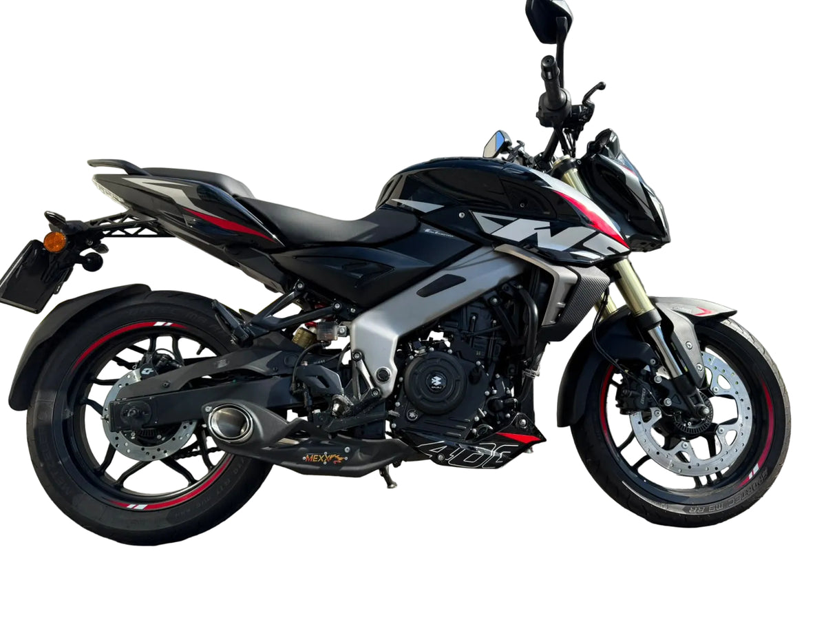 Escapamento Mexx instalado na Bajaj Dominar NS400Z vista lateral
