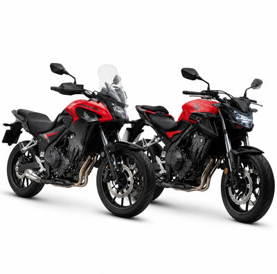 Duas motocicletas Honda CB 500F vermelhas e pretas equipadas com escapamento esportivo RockStar Performance